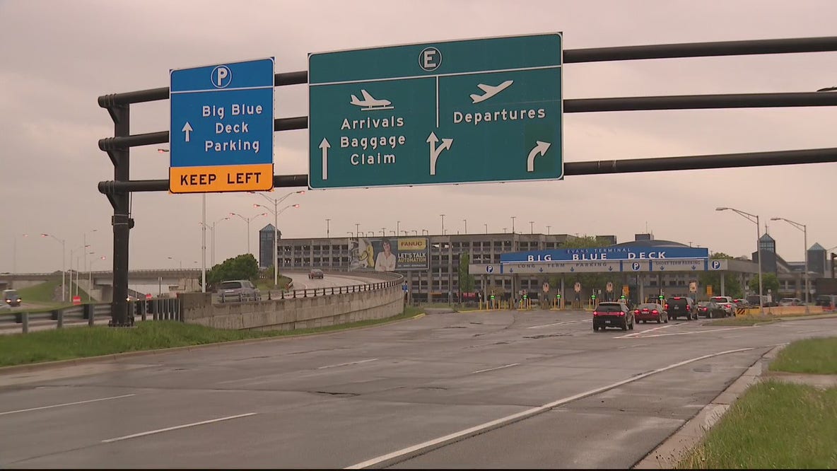 2 women assaulted in Detroit Metro Airport parking deck